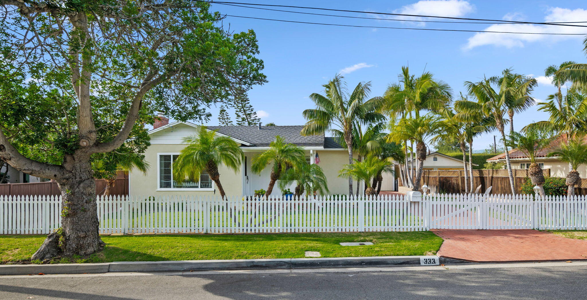 333 Palisades Drive