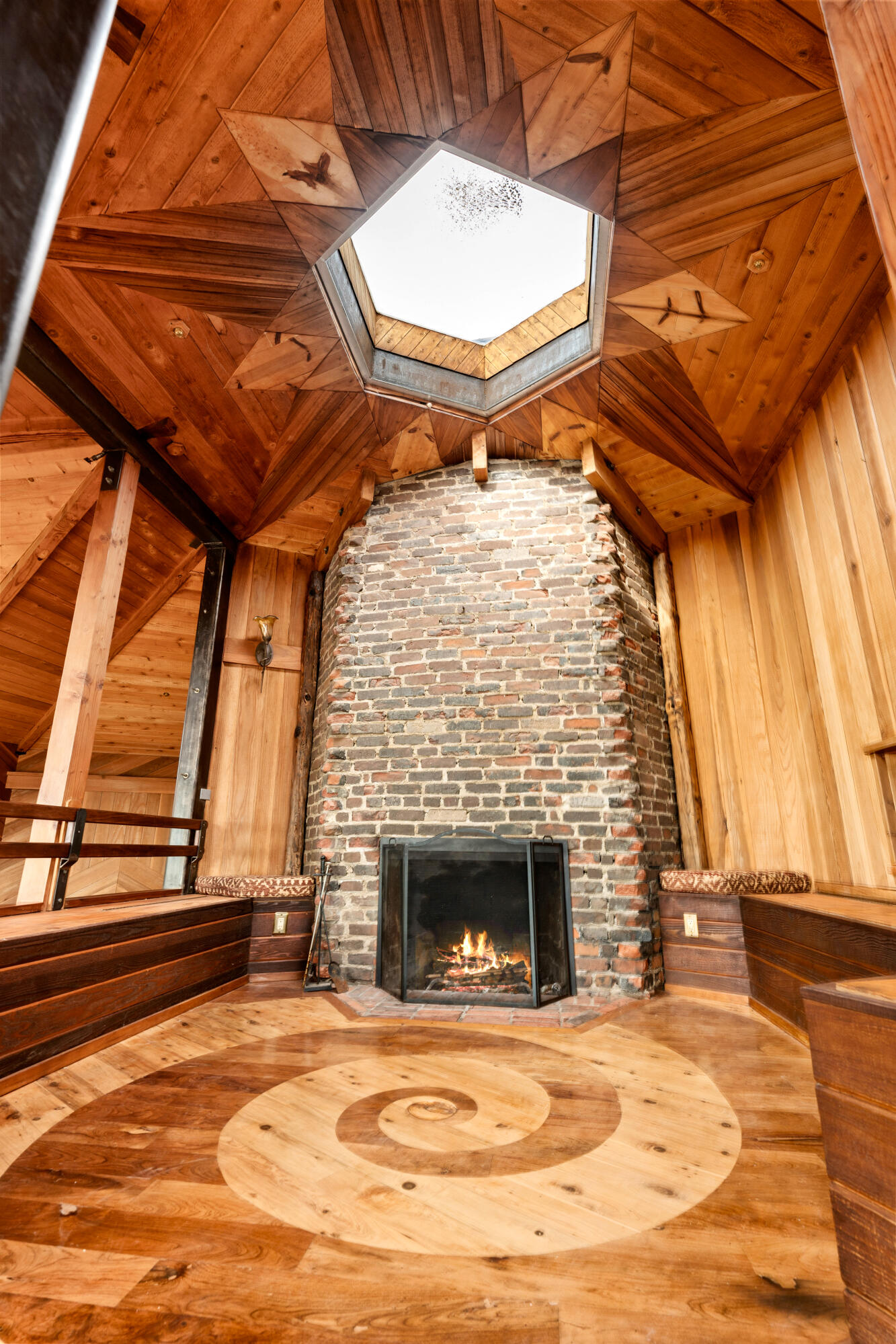 440 Mariposa Drive