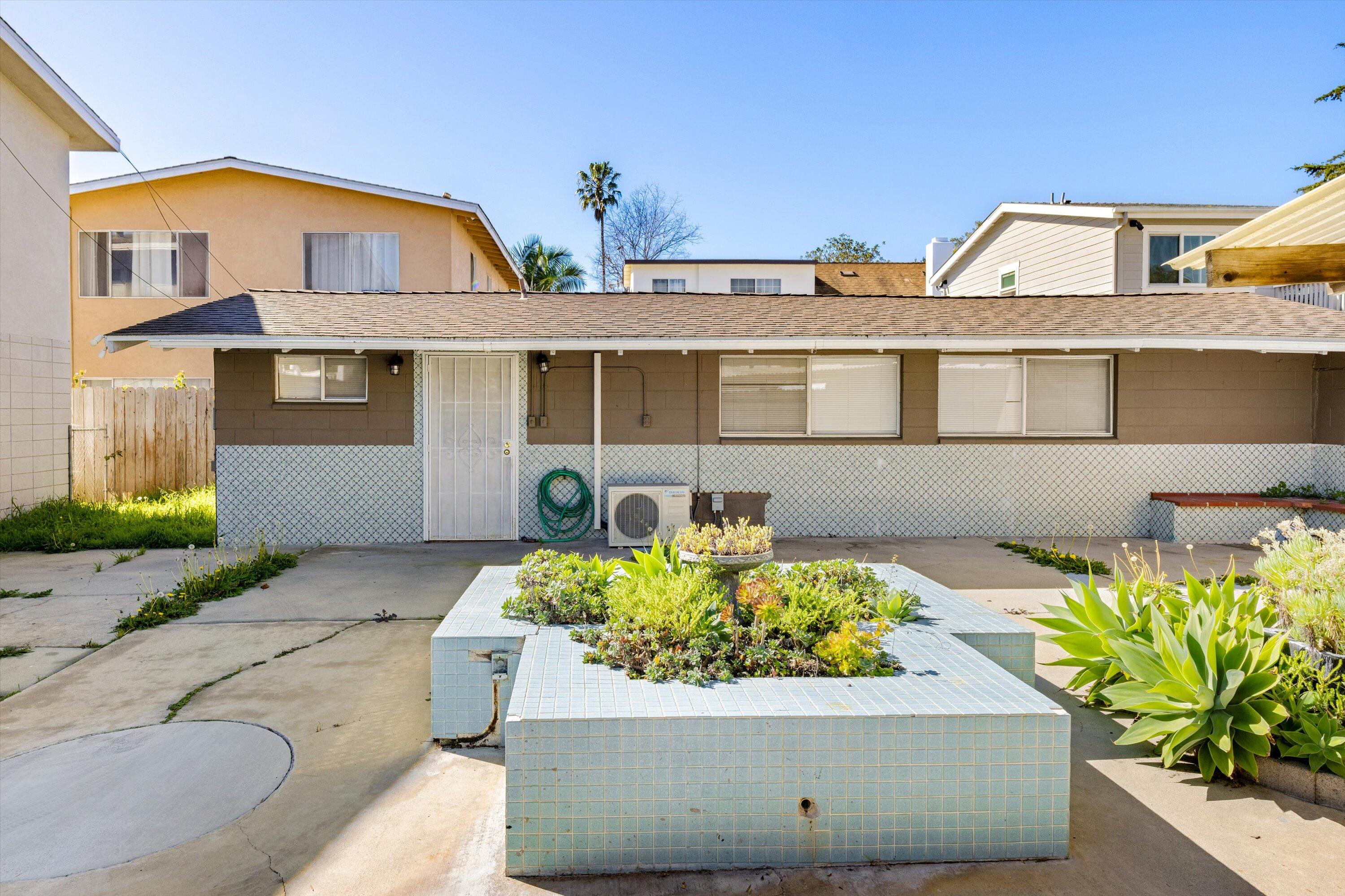 714 W Sola Street