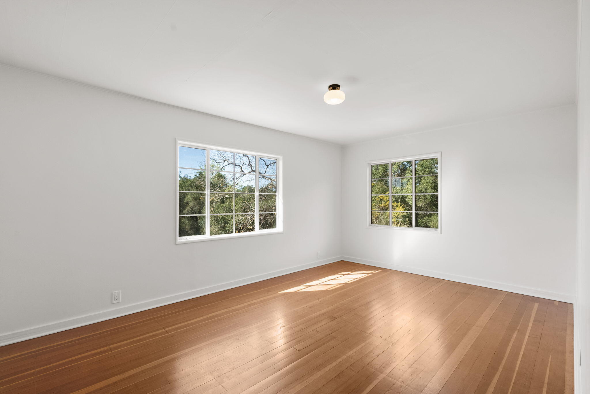 633 Tabor Lane