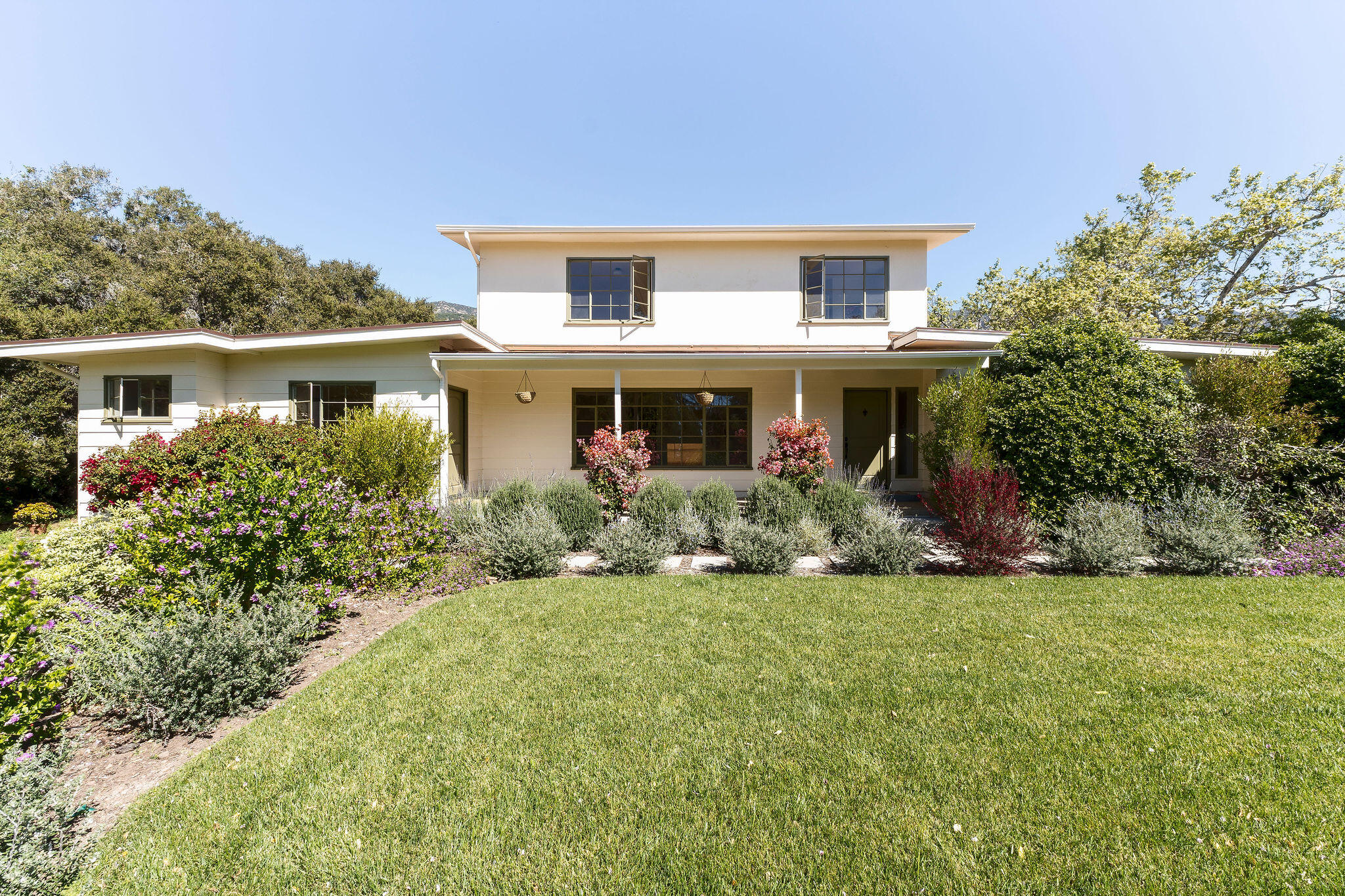 633 Tabor Lane