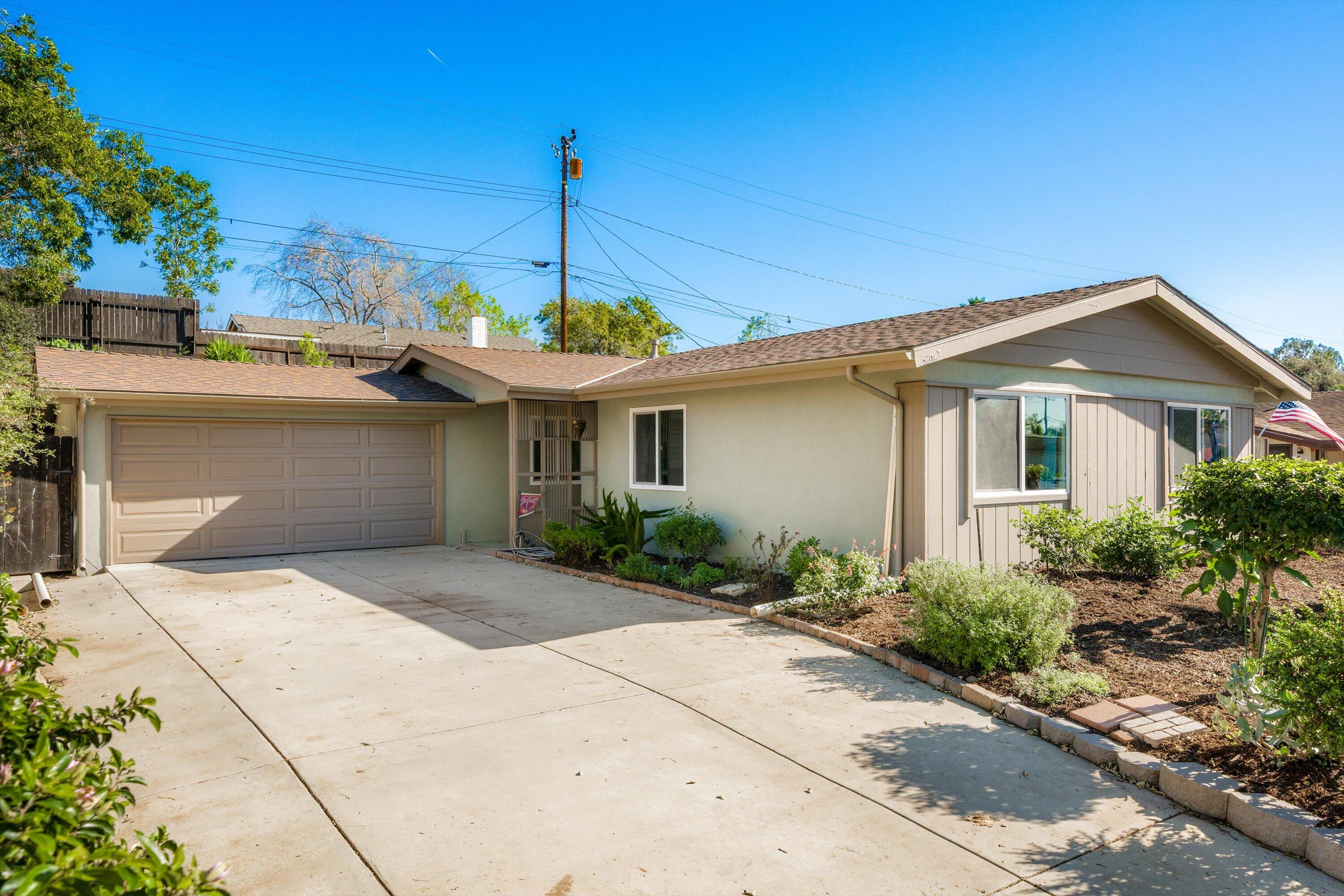 22 Calaveras Avenue