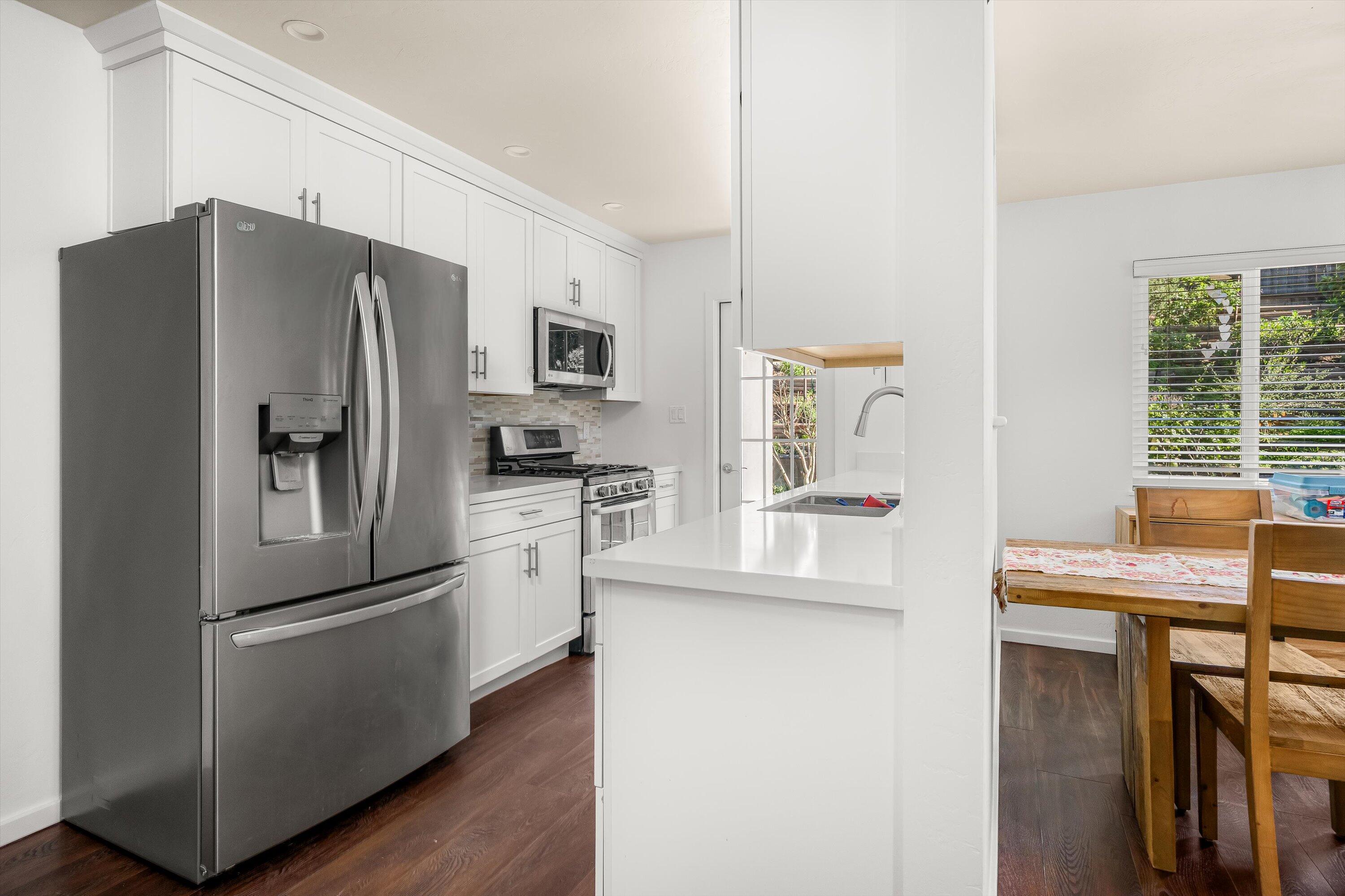 22 Calaveras Avenue