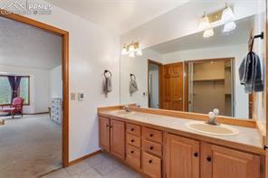 390 E Stirrup Trail