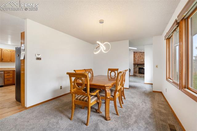 390 E Stirrup Trail