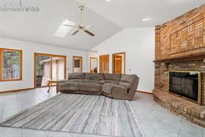 390 E Stirrup Trail
