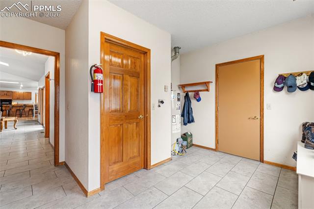 390 E Stirrup Trail