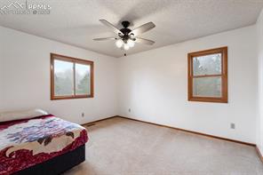 390 E Stirrup Trail