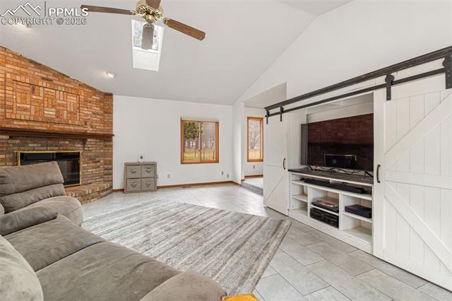 390 E Stirrup Trail
