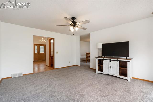 390 E Stirrup Trail