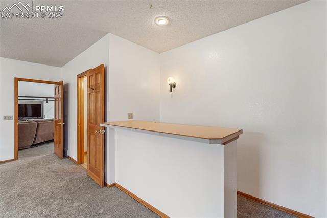390 E Stirrup Trail