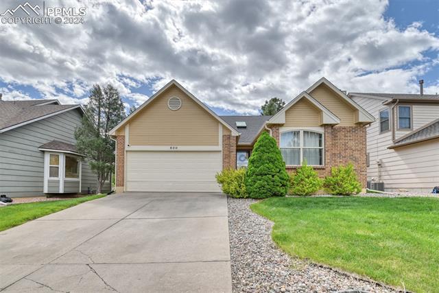 850 Wycliffe Drive