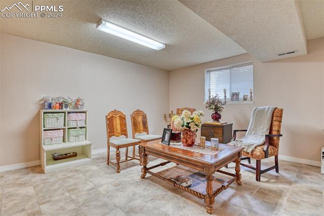 850 Wycliffe Drive