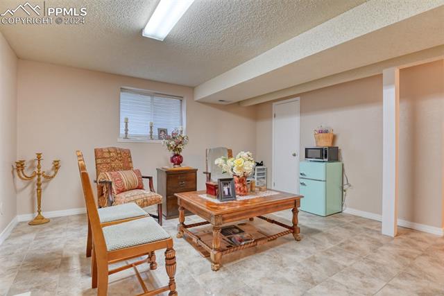 850 Wycliffe Drive