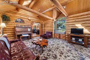 18555 Clydesdale Road