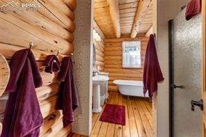 18555 Clydesdale Road