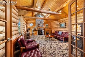 18555 Clydesdale Road