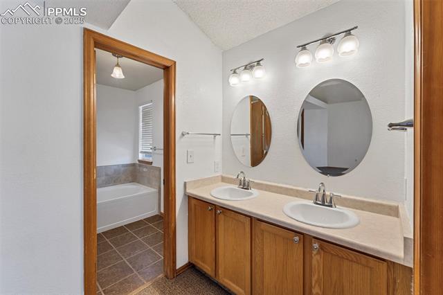 4324 Levi Lane