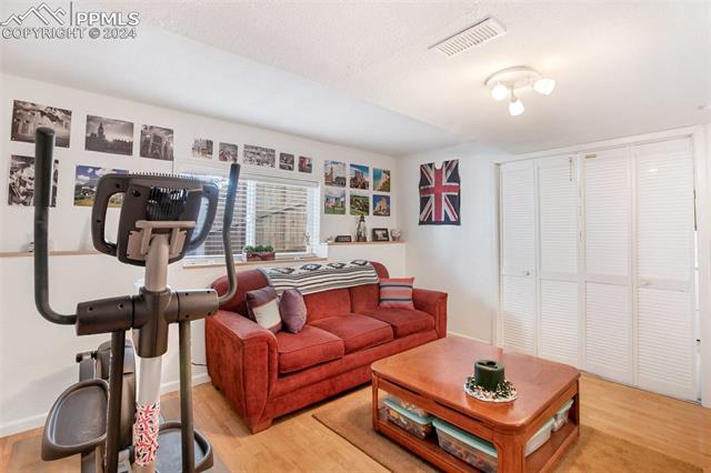 6196 Great Plains Drive