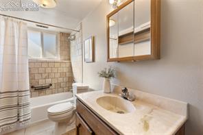 4856 Iron Horse Trail