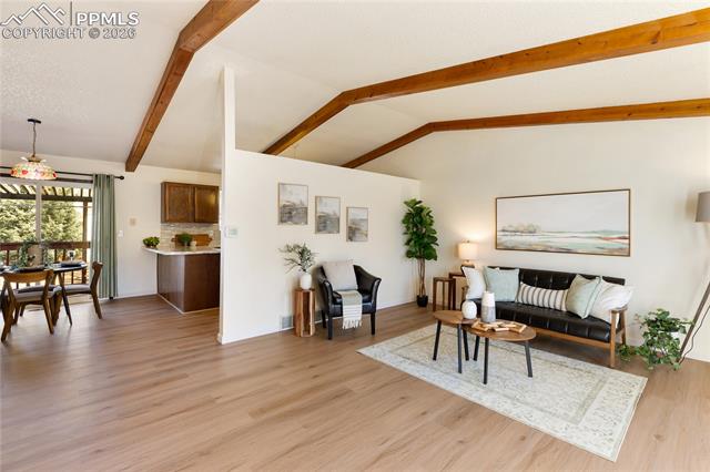 4856 Iron Horse Trail