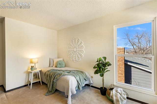 4856 Iron Horse Trail