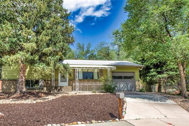 2414 Camelot Court