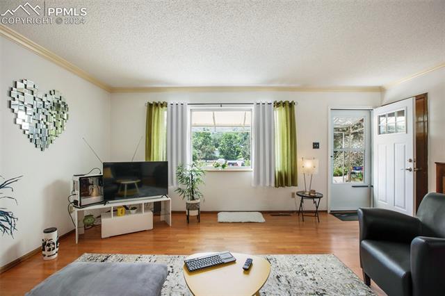 2414 Camelot Court