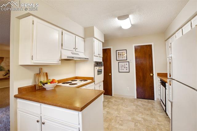 6520 Delmonico Drive 108