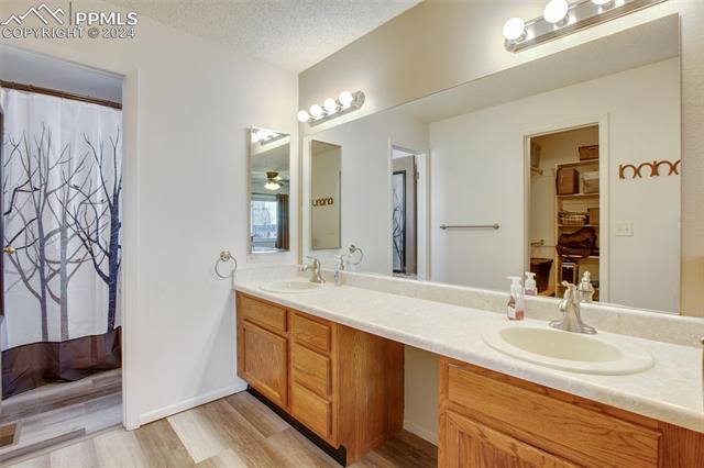 7580 Woody Creek Drive