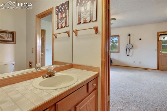 390 E Stirrup Trail