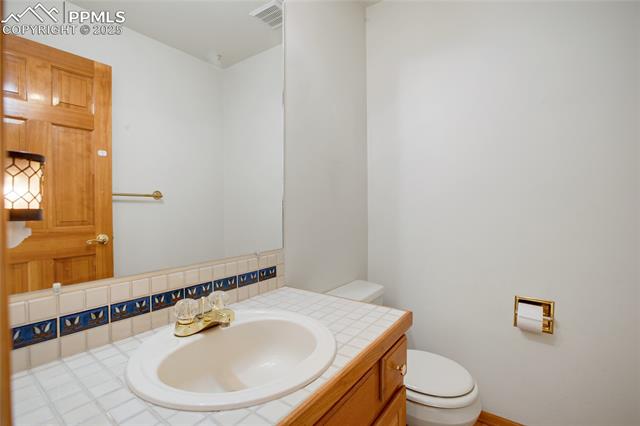 390 E Stirrup Trail