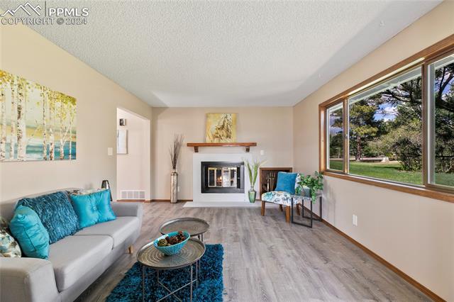 9515 Bent Grass Place