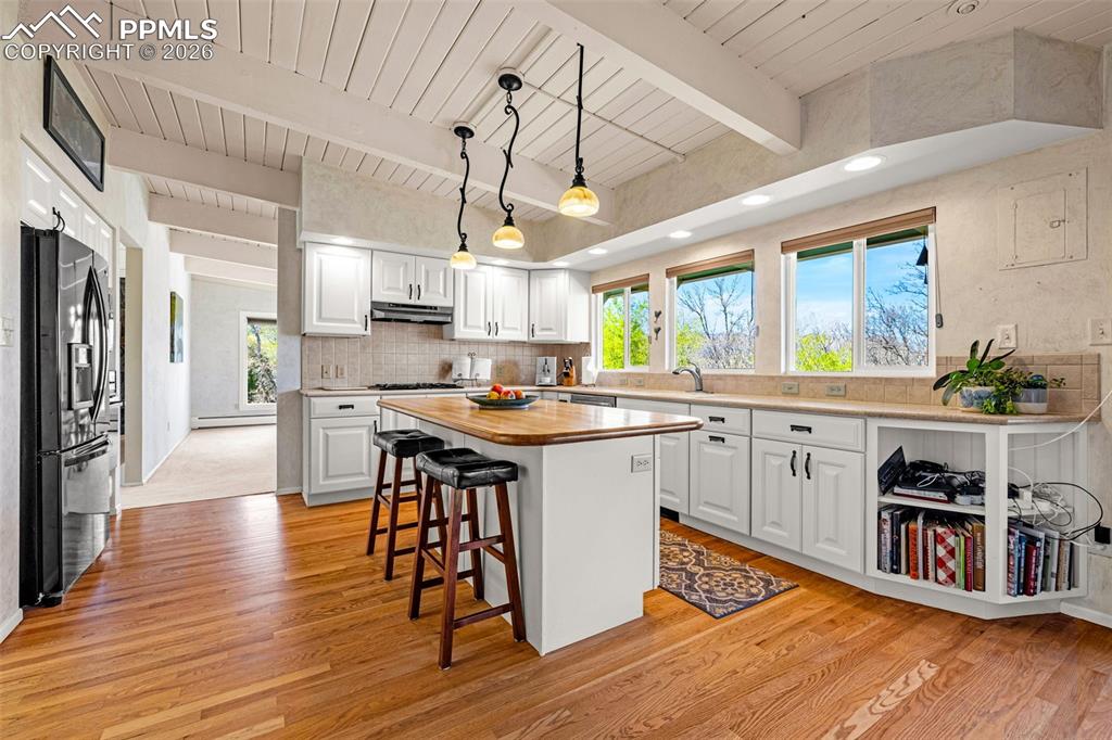 2110 Hercules Drive