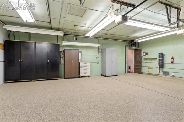 24 N Dartmouth Street