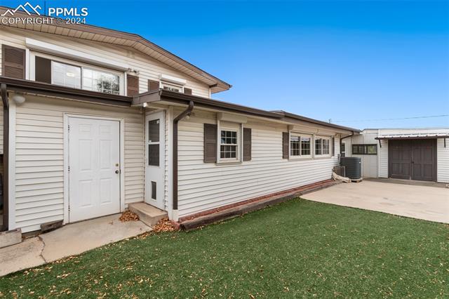 24 N Dartmouth Street