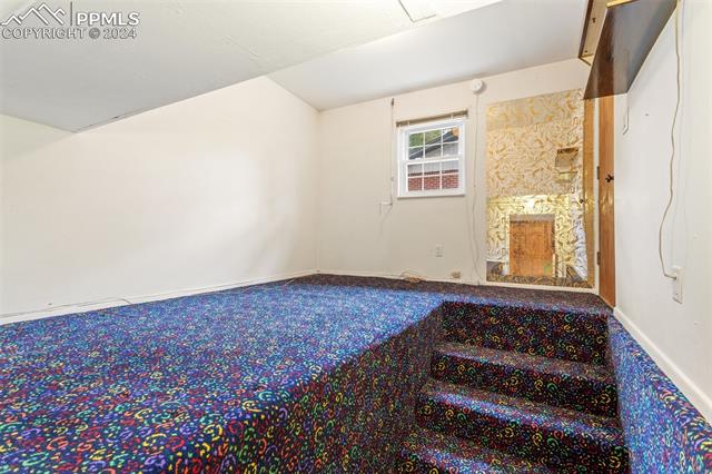 24 N Dartmouth Street