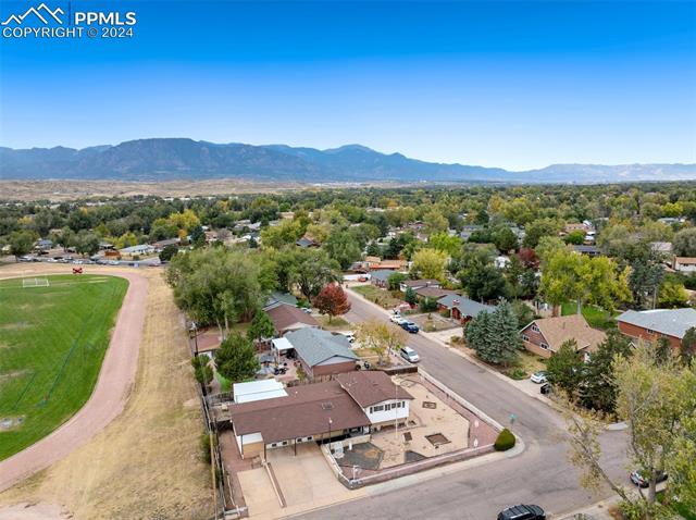 24 N Dartmouth Street