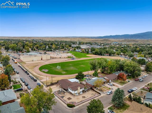 24 N Dartmouth Street