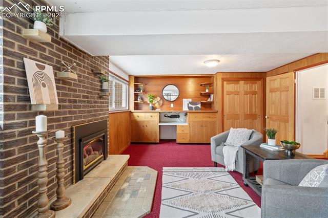 24 N Dartmouth Street