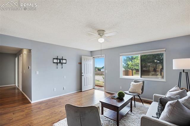 7082 Sequoyah Way