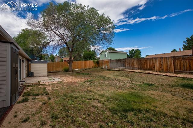 7082 Sequoyah Way