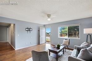 7082 Sequoyah Way
