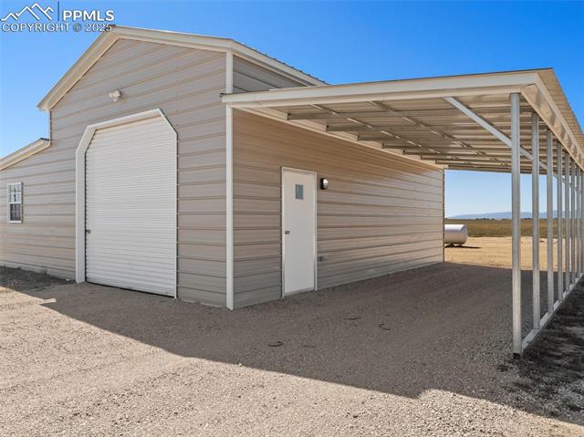 2690 E Ellicott Road