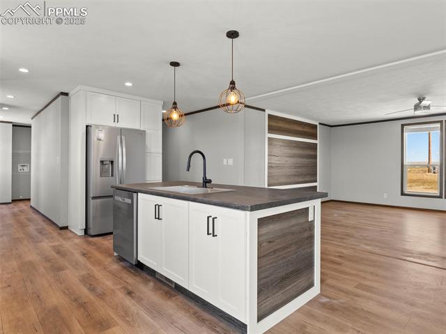 2690 E Ellicott Road