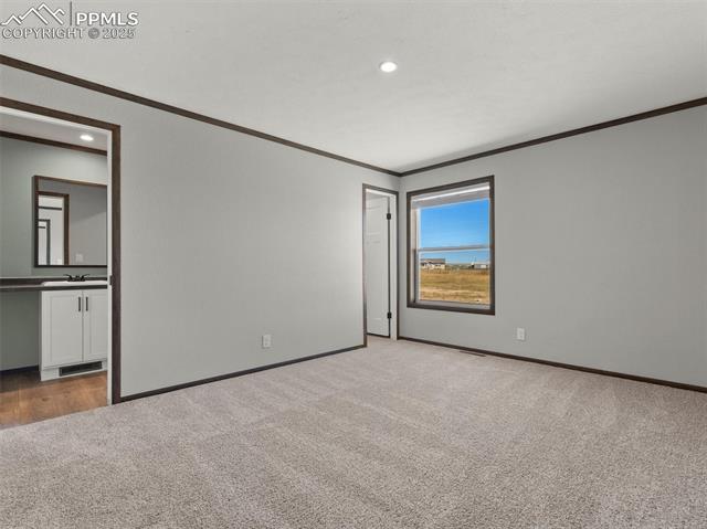 2690 E Ellicott Road