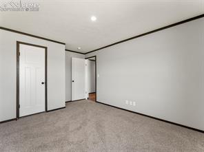 2690 E Ellicott Road