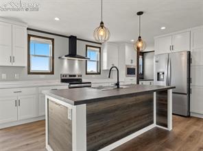 2690 E Ellicott Road
