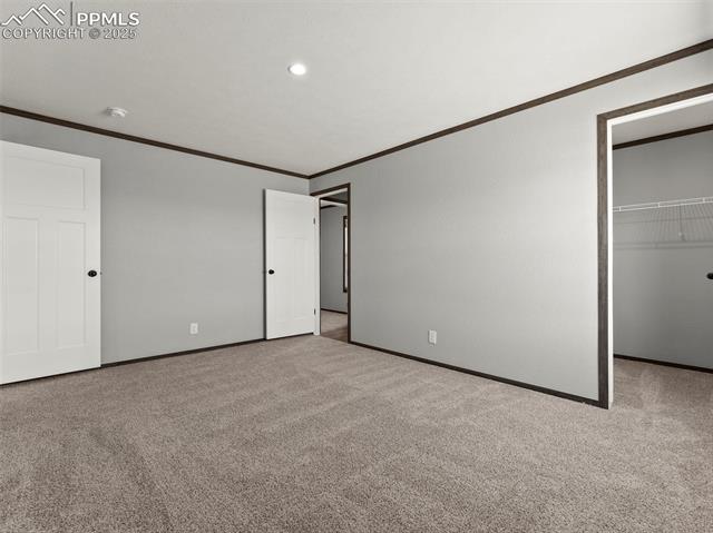 2690 E Ellicott Road