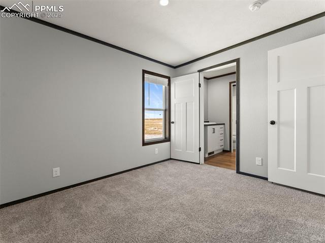 2690 E Ellicott Road